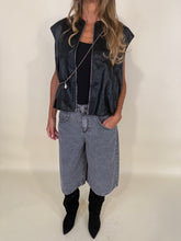 Load image into Gallery viewer, Bermuda Grey