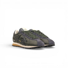 Carica l'immagine nel visualizzatore di Gallery, SNEAKER FLASH COGNAC | SUEDE CON DETTAGLI BORDEAUX | MOA CONCEPT