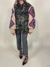 Carica l'immagine nel visualizzatore di Gallery, Sahariana Foderata Crochet Lana