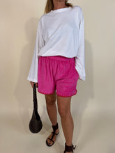 Carica l'immagine nel visualizzatore di Gallery, Shorts Fucsia | Set Coordinato