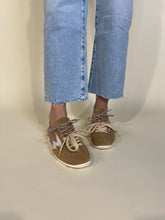 Load image into Gallery viewer, Sneakers Ikigai | Cognac | Moa Concept