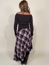 Carica l'immagine nel visualizzatore di Gallery, Gonna ceck rosso I con pizzo