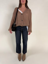 Load image into Gallery viewer, Cardigan Cammello | Tre bottoni | Mohair e lana