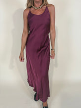 Carica l'immagine nel visualizzatore di Gallery, Abito lingerie in raso I Più colori