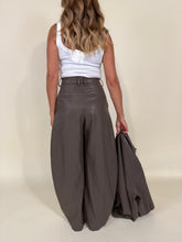 Load image into Gallery viewer, Pantalone Taupe