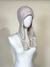 Carica l'immagine nel visualizzatore di Gallery, Cuffia Perù