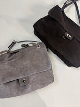 Load image into Gallery viewer, Bag Modello Postina | Suede | Più colori