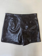 Carica l'immagine nel visualizzatore di Gallery, Mini Gonna Shorts