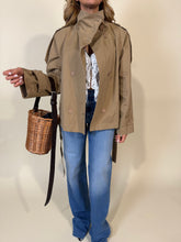 Load image into Gallery viewer, Trench Corto | Cammello