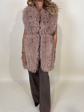 Carica l'immagine nel visualizzatore di Gallery, Ecopelliccia Rose