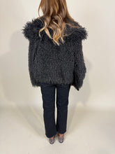 Carica l'immagine nel visualizzatore di Gallery, Pelliccia Fumo