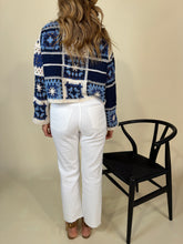 Carica l'immagine nel visualizzatore di Gallery, Top Crochet Crop | Lightblue