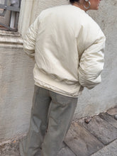 Carica l'immagine nel visualizzatore di Gallery, Bomber Ice | Più colori Hinnominate