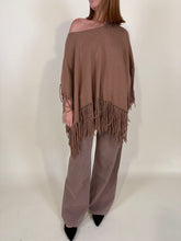 Carica l'immagine nel visualizzatore di Gallery, Poncho Akie | Più Colori | 100% Lana