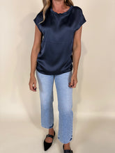 Carica l'immagine nel visualizzatore di Gallery, Blusa Ricamo | Più colori