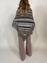 Carica l'immagine nel visualizzatore di Gallery, Scialle Ada | Lana | Multicolor