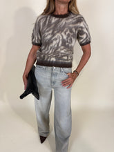 Load image into Gallery viewer, Maglia in fantasia zebrata I maniche corte