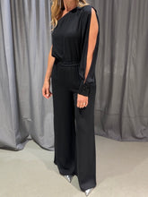 Carica l'immagine nel visualizzatore di Gallery, Jumpsuit Dark