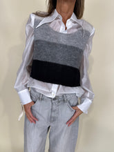 Carica l'immagine nel visualizzatore di Gallery, Top Stripes | Mohair