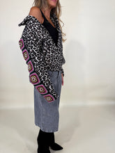 Load image into Gallery viewer, Bomber Maculato | Crochet