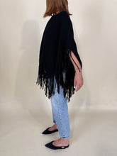 Carica l'immagine nel visualizzatore di Gallery, Poncho Akie | Più Colori | 100% Lana