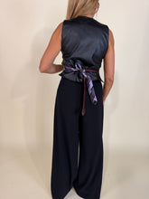 Load image into Gallery viewer, Gilet Cravatte | PIU VARIANTI.