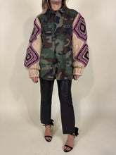 Carica l'immagine nel visualizzatore di Gallery, Sahariana Foderata Crochet Lana