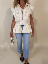 Load image into Gallery viewer, Gilet Butter & Camel.