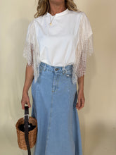 Carica l'immagine nel visualizzatore di Gallery, T-shirt Pizzo Volant.