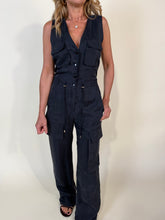 Carica l'immagine nel visualizzatore di Gallery, Jumpsuit Cargo | Cupro & Viscosa | Più colori
