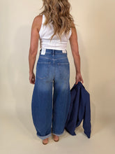 Carica l'immagine nel visualizzatore di Gallery, Denim Ginny | Balloon