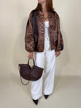 Carica l'immagine nel visualizzatore di Gallery, Bomber Leo