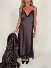 Carica l'immagine nel visualizzatore di Gallery, Abito Ebano | Sottoveste