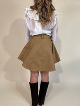 Carica l'immagine nel visualizzatore di Gallery, Gonna Camel