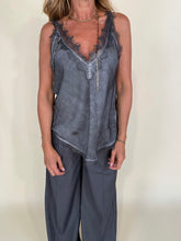 Carica l'immagine nel visualizzatore di Gallery, Top Amy | Più colori | 100% viscosa