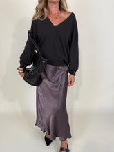 Carica l'immagine nel visualizzatore di Gallery, Gonna Satin | 100% viscosa