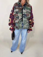 Carica l'immagine nel visualizzatore di Gallery, Sahariana Vintage Crochet