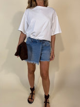 Carica l'immagine nel visualizzatore di Gallery, Shorts Denim | Medium Blue.