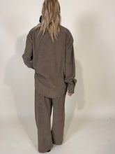 Carica l'immagine nel visualizzatore di Gallery, Camicia Oliva