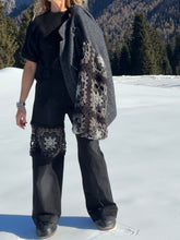 Carica l'immagine nel visualizzatore di Gallery, Sahara Crocheted Jacket I Grey