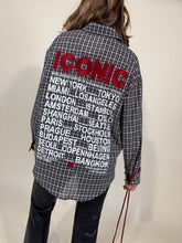 Carica l'immagine nel visualizzatore di Gallery, Camicia Iconic