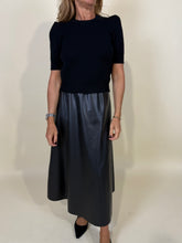 Carica l'immagine nel visualizzatore di Gallery, Gonna Darkie | Ecopelle | Più colori