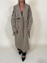 Carica l'immagine nel visualizzatore di Gallery, Trench Cammello