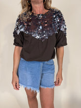 Carica l'immagine nel visualizzatore di Gallery, T-shirt Paillettes | Più colori.