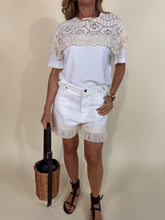Carica l'immagine nel visualizzatore di Gallery, Shorts Denim White | Frange