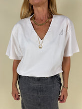Load image into Gallery viewer, T-shirt Dark Steel scollo a V | Più colori