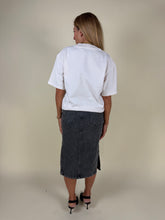 Load image into Gallery viewer, T-shirt Dark Steel scollo a V | Più colori
