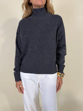 Load image into Gallery viewer, Maglia Lupetto | Più colori | 100% lana