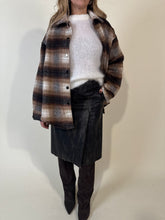 Carica l'immagine nel visualizzatore di Gallery, Giacchino Rainbow | Più colori