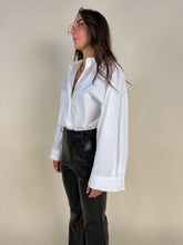 Carica l'immagine nel visualizzatore di Gallery, Camicia maxi manica | Bianco gesso in 100% cotone